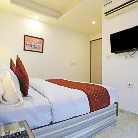 Hotel The Best Near Delhi Airport Nueva Delhi Exterior foto