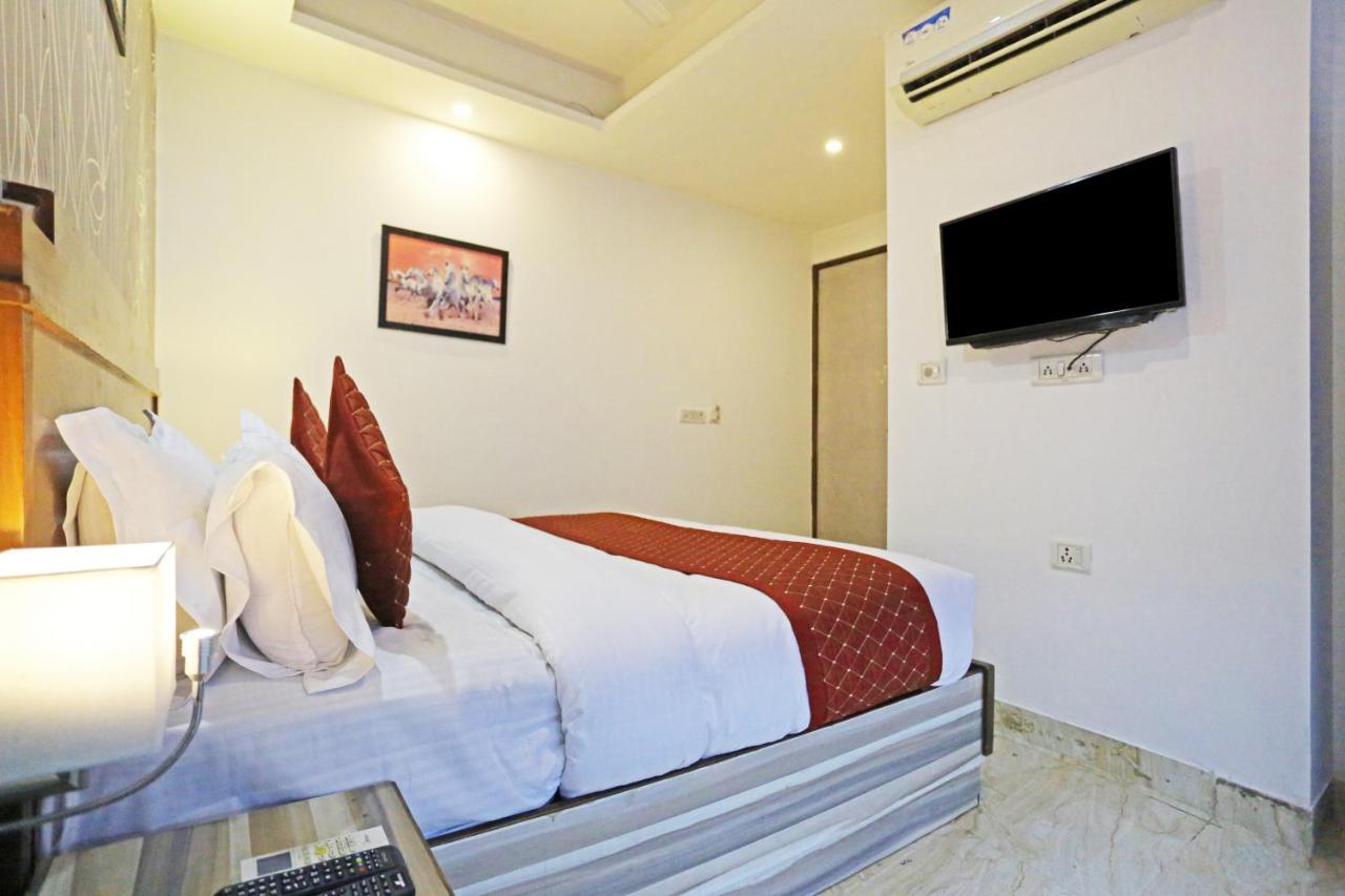 Hotel The Best Near Delhi Airport Nueva Delhi Exterior foto