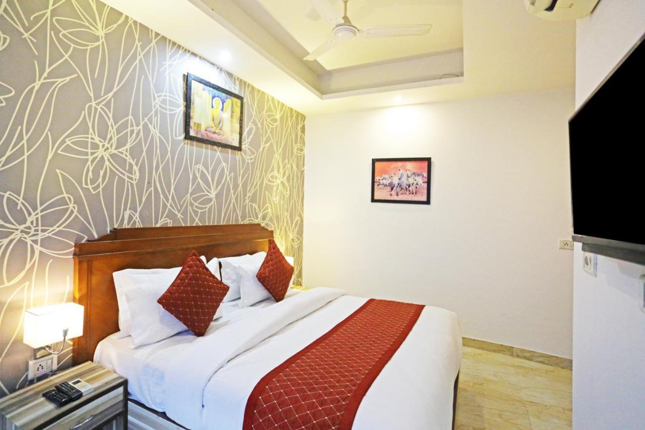 Hotel The Best Near Delhi Airport Nueva Delhi Exterior foto